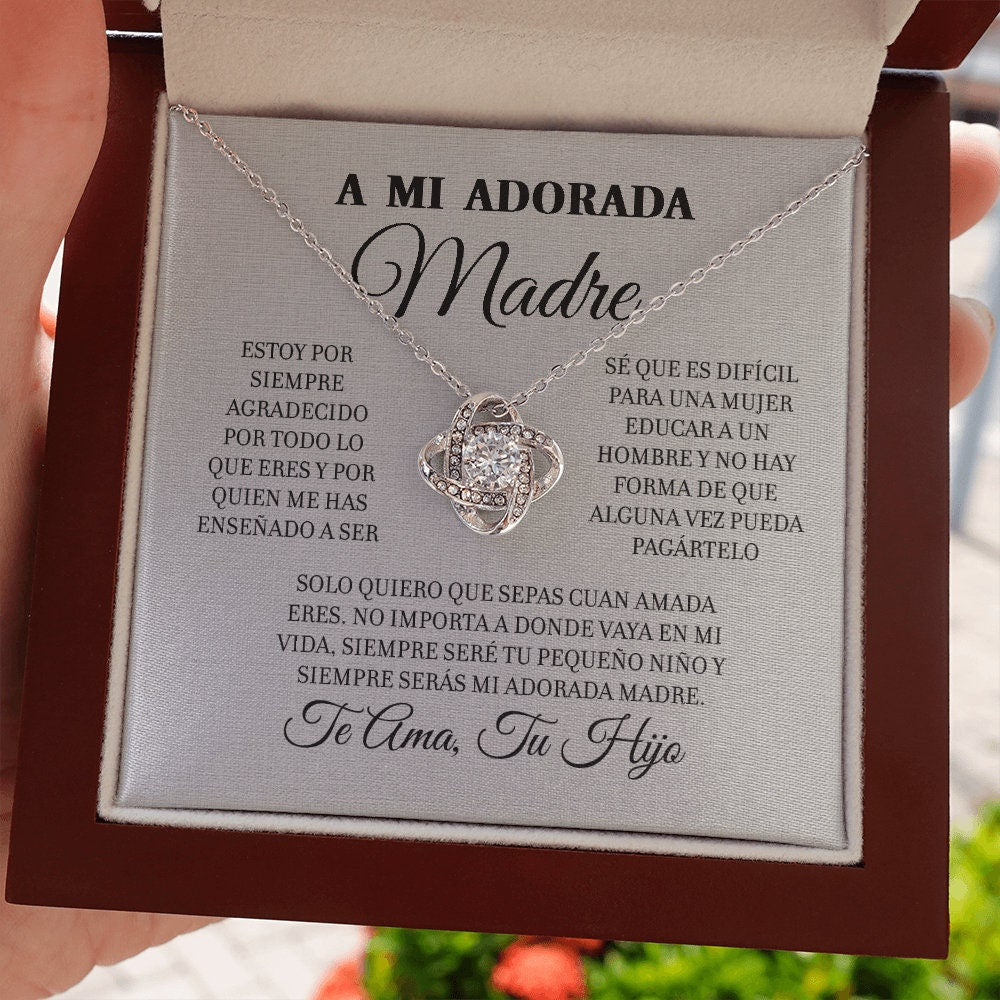 A Mi Adorada Madre Collar